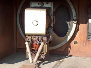 Tfk-11k.jpg (19434 bytes)